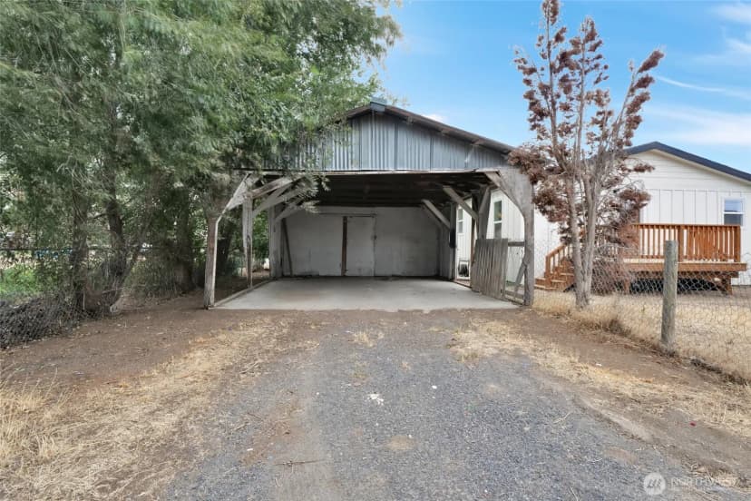 Property photo for 19120 Franklin Street Nw, Soap Lake photo 38