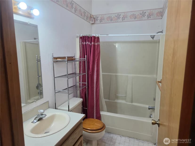 Property photo for 15120 30th Avenue Ct E, Tacoma photo 26