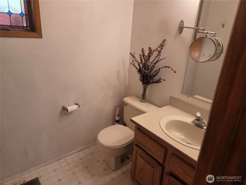 Property photo for 15120 30th Avenue Ct E, Tacoma photo 19