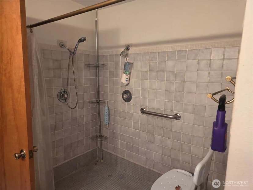 Property photo for 15120 30th Avenue Ct E, Tacoma photo 24