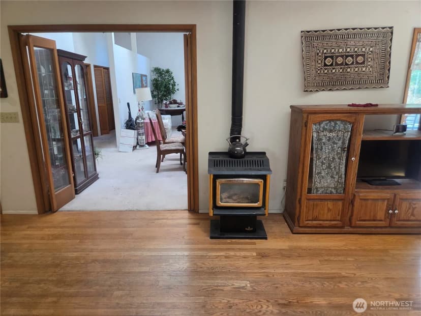 Property photo for 15120 30th Avenue Ct E, Tacoma photo 10