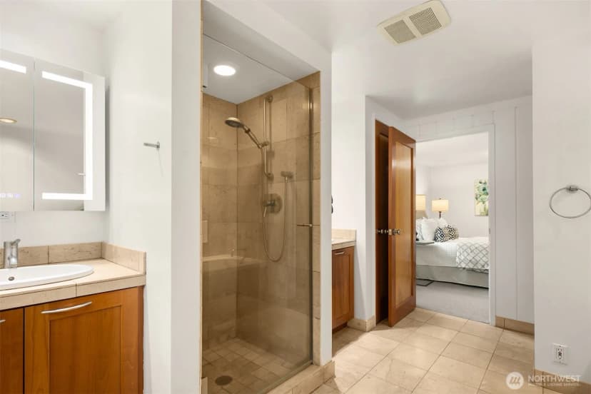 Property photo for 1309 35th Avenue S, Seattle photo 19
