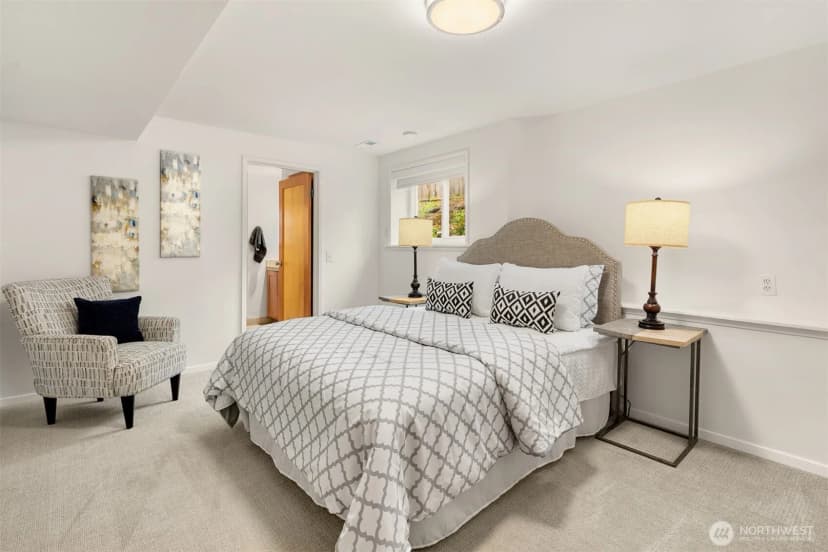 Property photo for 1309 35th Avenue S, Seattle photo 18