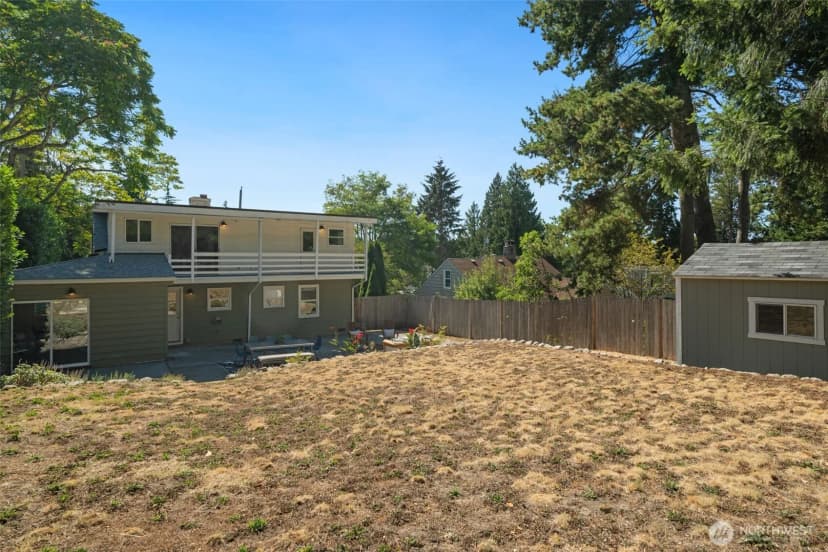Property photo for 320 Ne 156th Street, Shoreline photo 28