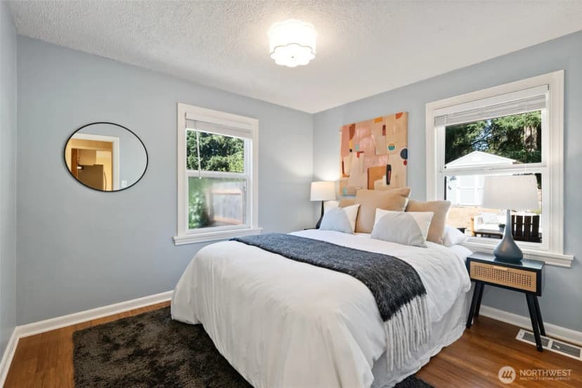 Property photo for 320 Ne 156th Street, Shoreline photo 14