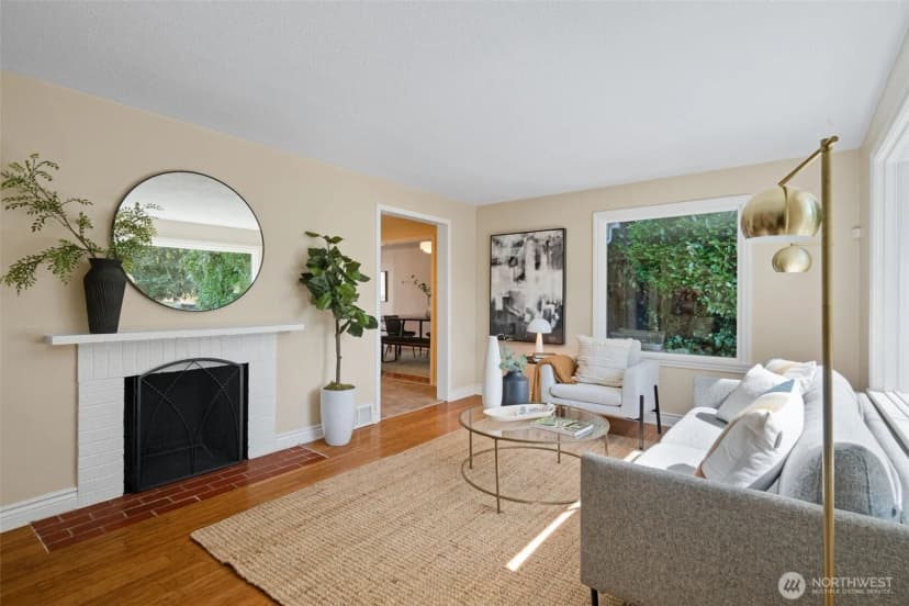 Property photo for 320 Ne 156th Street, Shoreline photo 5
