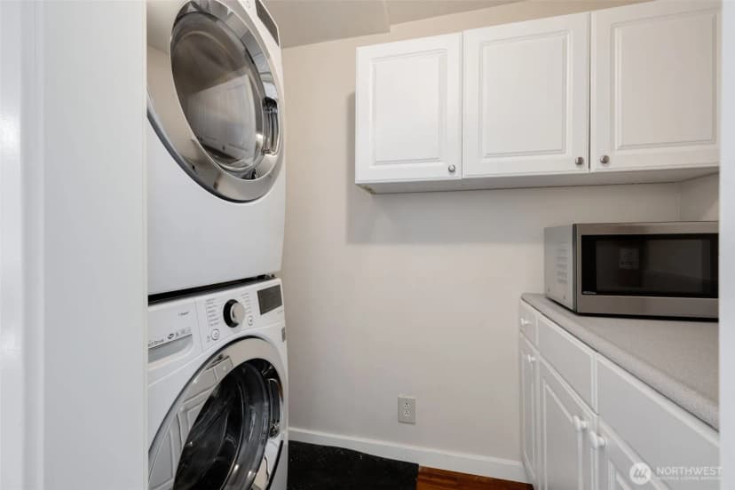 Property photo for 320 Ne 156th Street, Shoreline photo 23