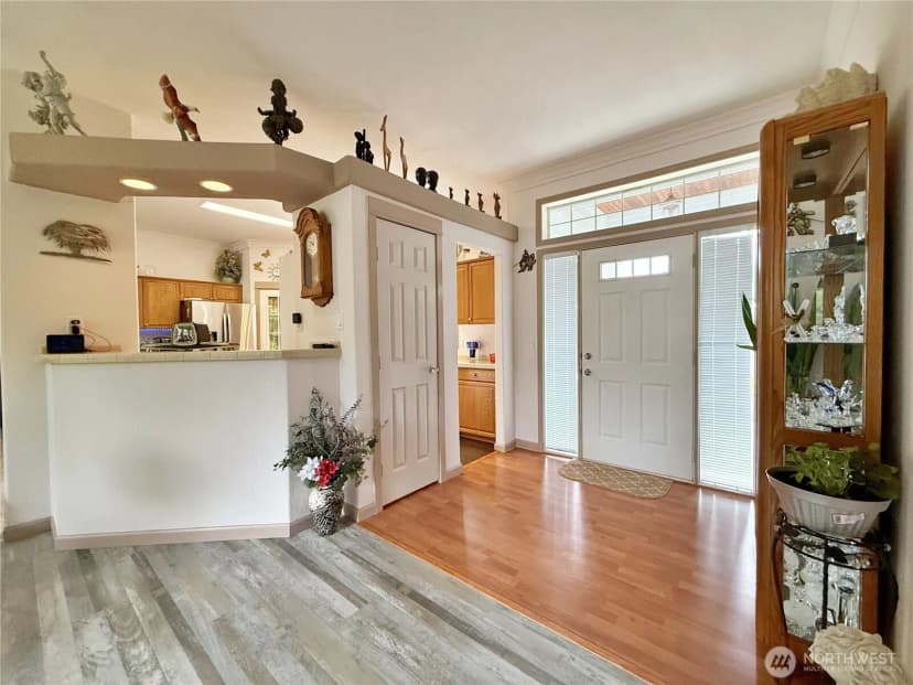 Property photo for 135 River Way, Morton photo 10