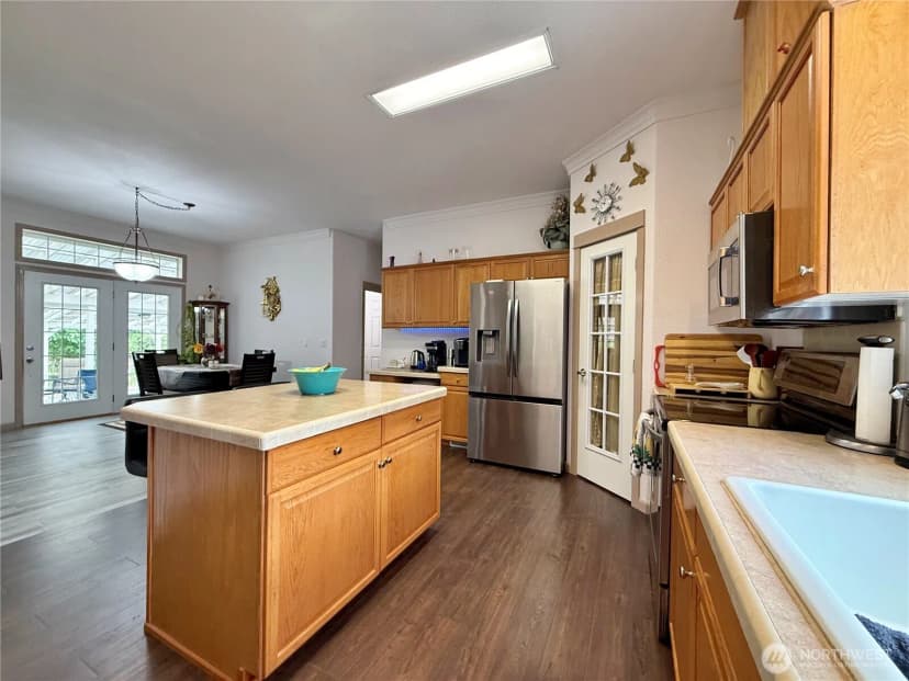Property photo for 135 River Way, Morton photo 12