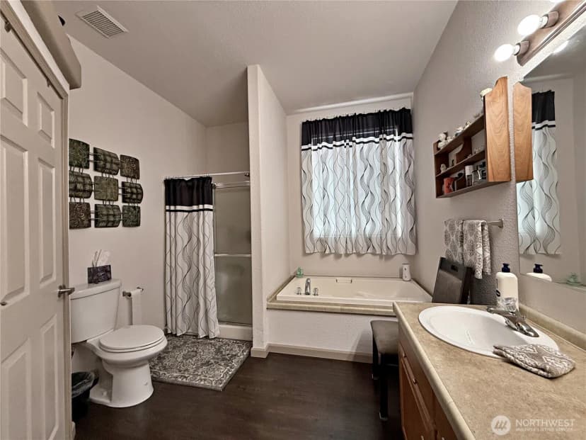Property photo for 135 River Way, Morton photo 17