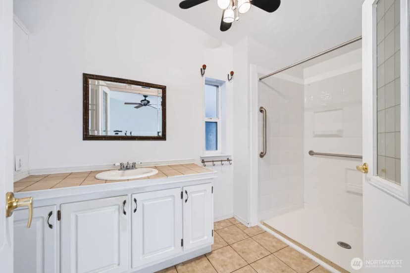 Property photo for 34 N Ginkgo Street, Ephrata photo 17