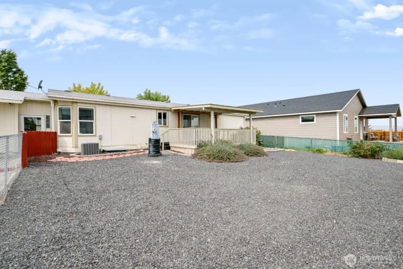 Property photo for 34 N Ginkgo Street, Ephrata photo 28