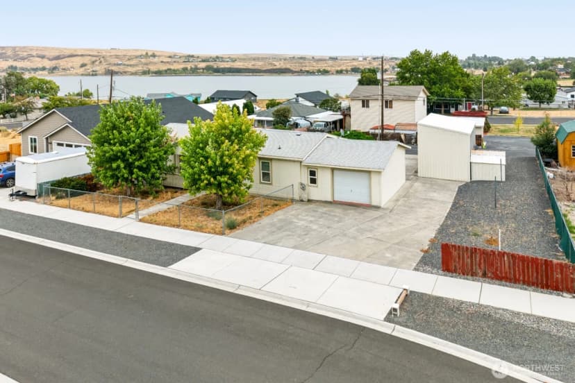 Property photo for 34 N Ginkgo Street, Ephrata photo 33