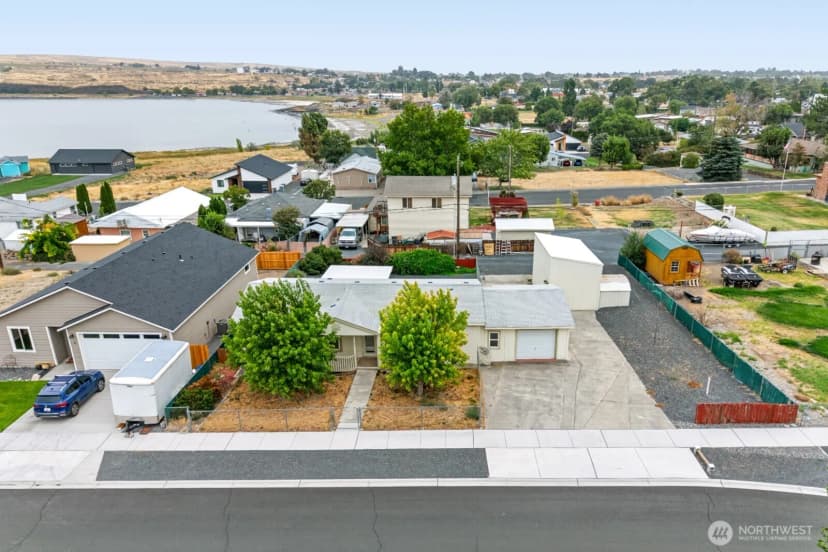 Property photo for 34 N Ginkgo Street, Ephrata photo 35