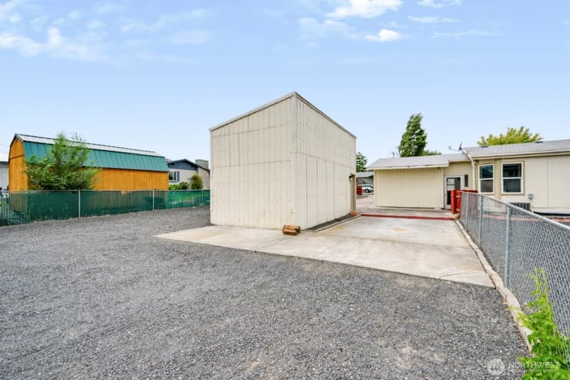 Property photo for 34 N Ginkgo Street, Ephrata photo 23