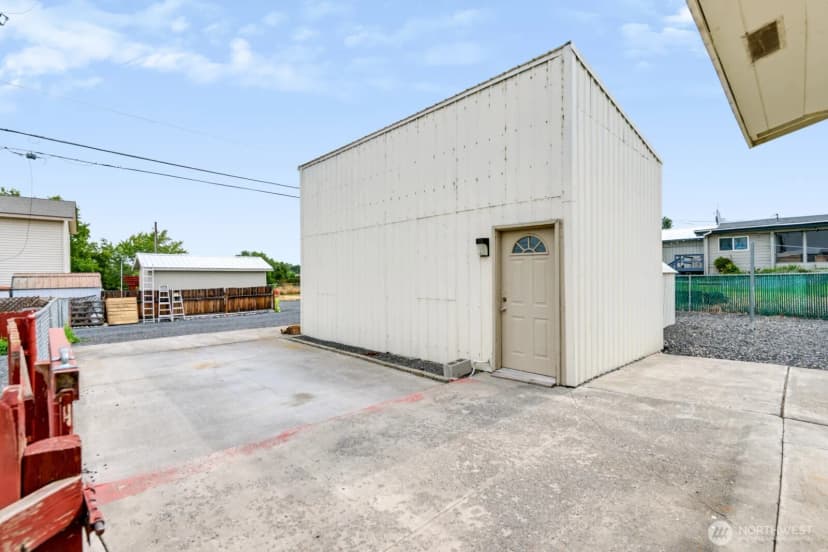 Property photo for 34 N Ginkgo Street, Ephrata photo 30
