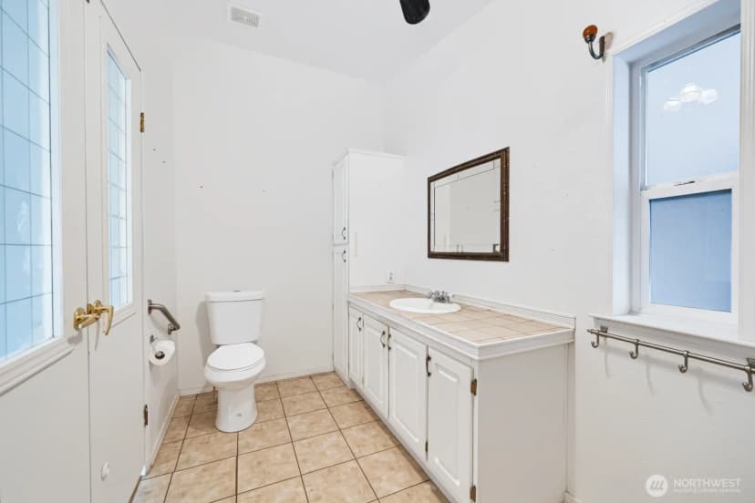 Property photo for 34 N Ginkgo Street, Ephrata photo 19