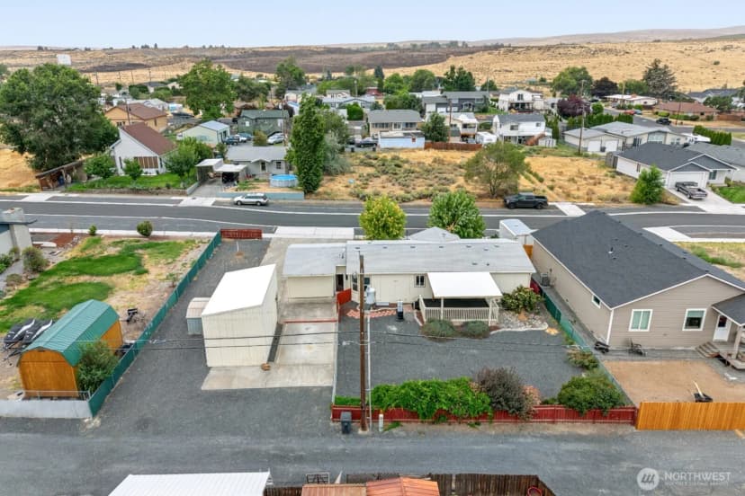 Property photo for 34 N Ginkgo Street, Ephrata photo 36