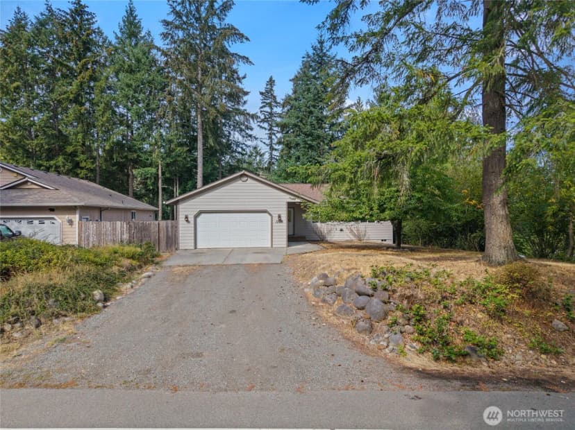 Property photo for 17825 Clear Lake Blvd Se, Yelm photo 2