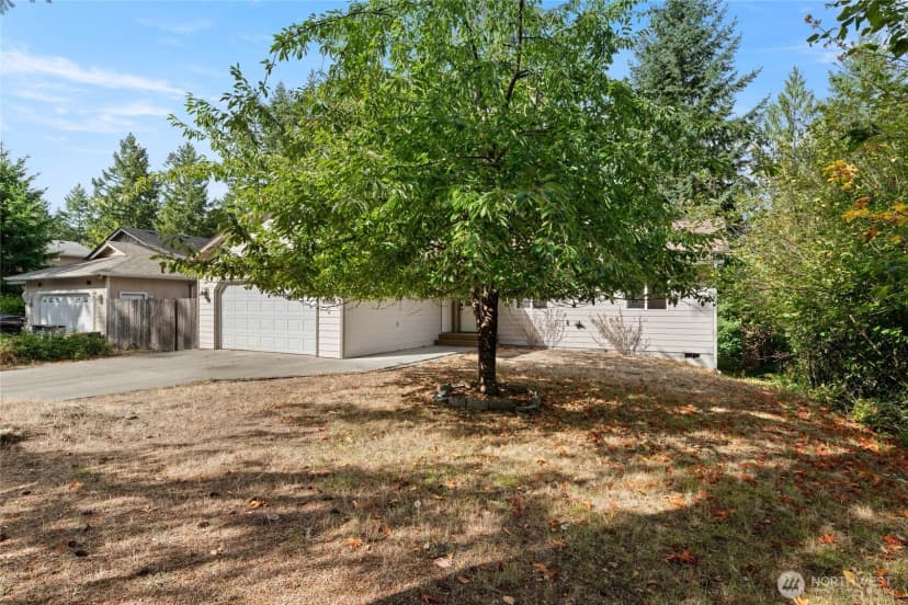 Property photo for 17825 Clear Lake Blvd Se, Yelm photo 27