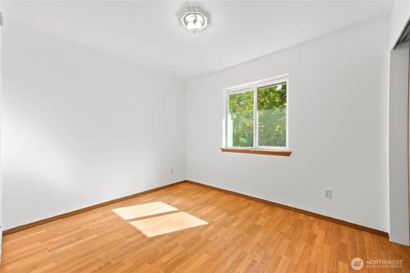 Property photo for 17825 Clear Lake Blvd Se, Yelm photo 14