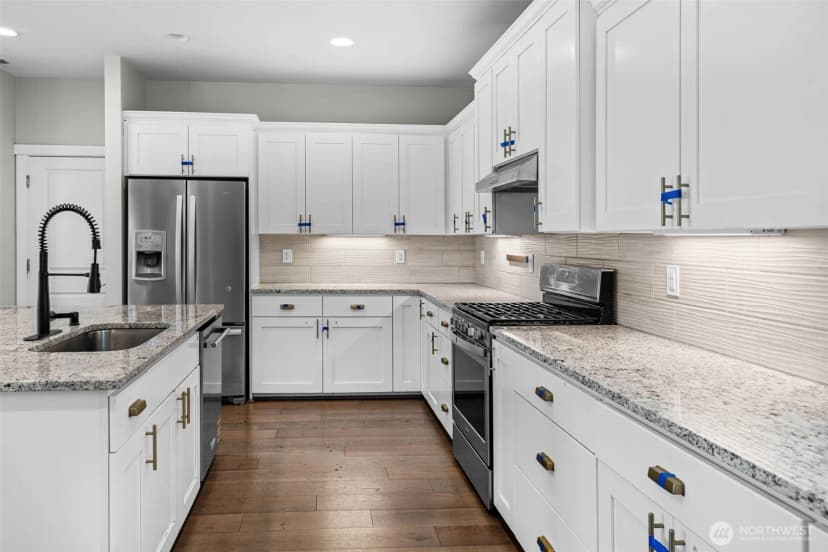 Property photo for 27427 14th Place S, Des Moines photo 14