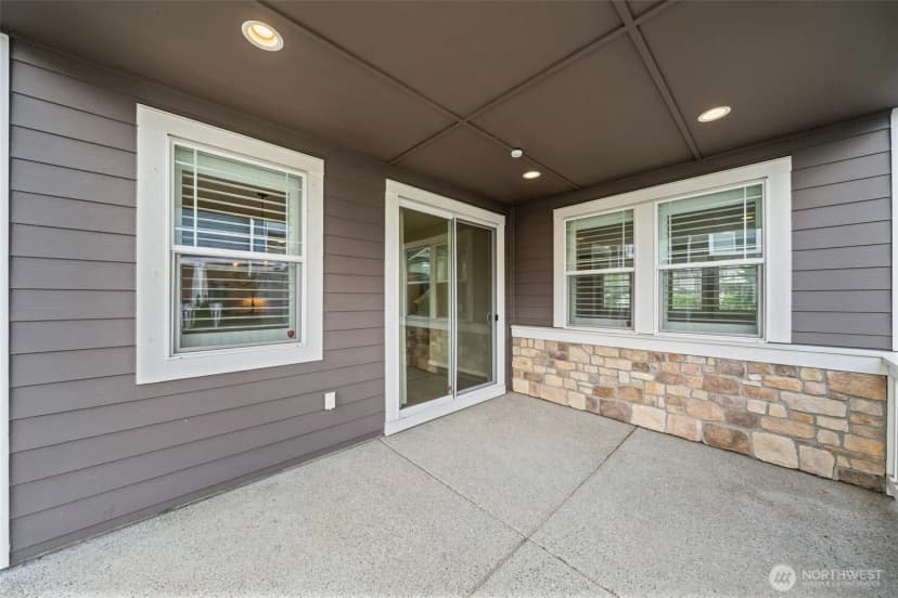 Property photo for 27427 14th Place S, Des Moines photo 5