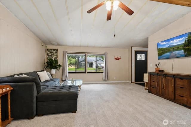 Property photo for 21733 183rd Avenue Se, Yelm photo 3