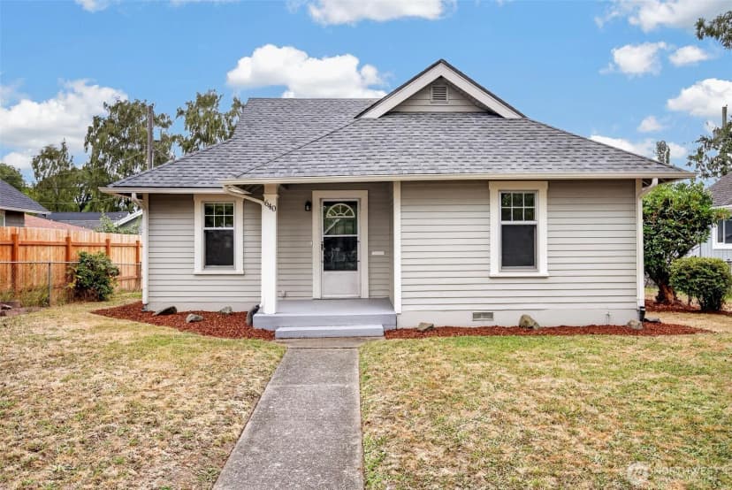 Property photo for 640 17th Avenue, Longview