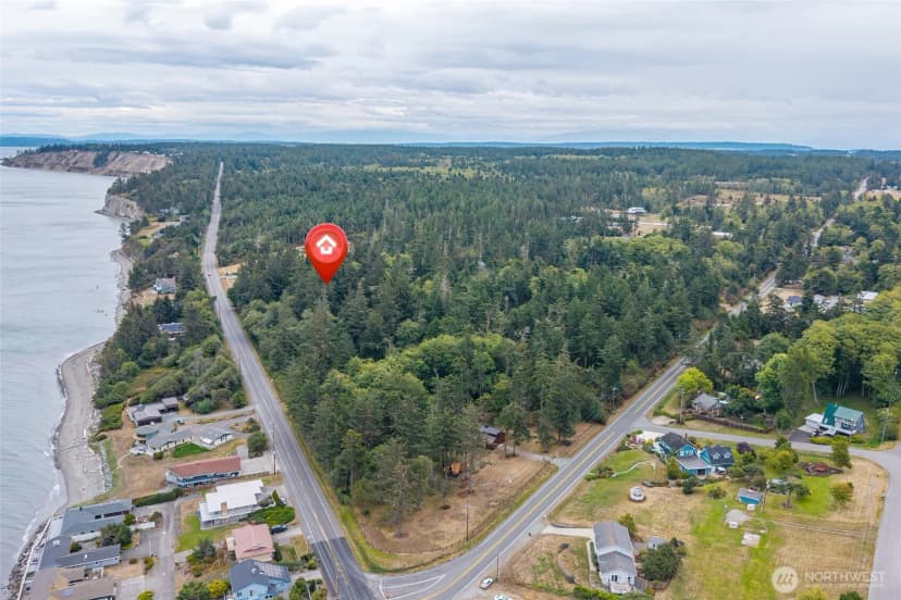 Property photo for 1580 West Beach Road, Oak Harbor photo 40