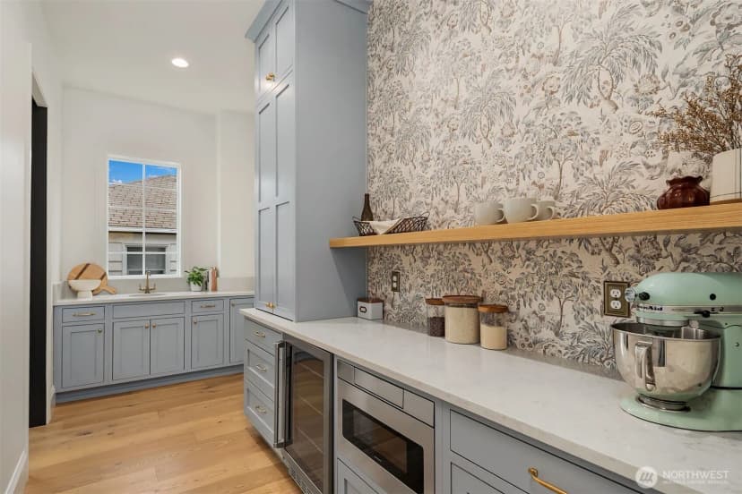 Property photo for 4321 Ne 57th Street, Seattle photo 13