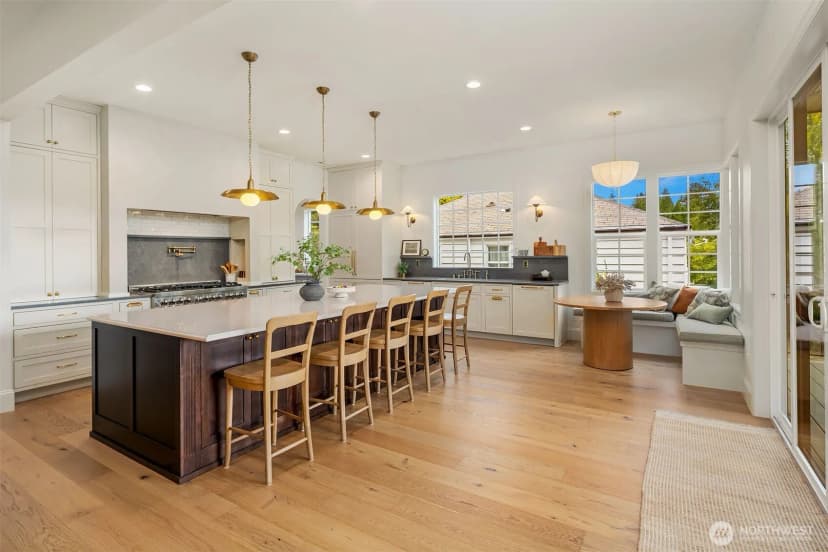 Property photo for 4321 Ne 57th Street, Seattle photo 10