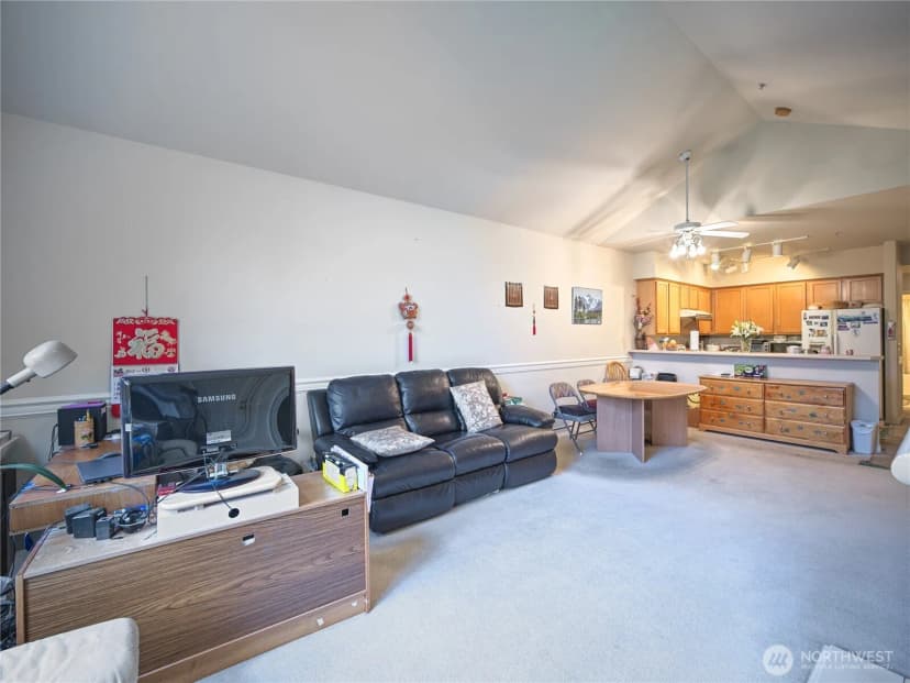 Property photo for 440 Maple Avenue Sw #b303, Renton photo 8