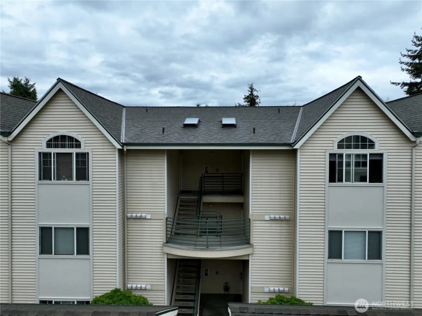Property photo for 440 Maple Avenue Sw #b303, Renton photo 2