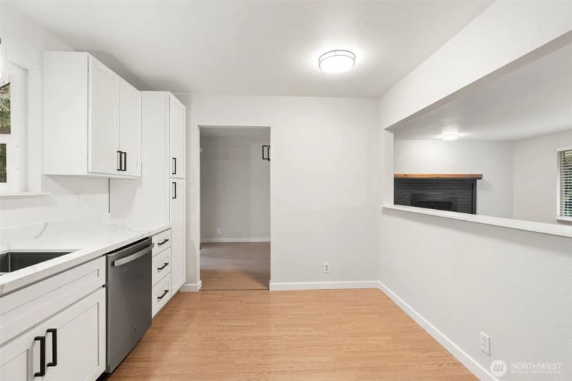 Property photo for 22415 Sunridge Way Ne, Poulsbo photo 11