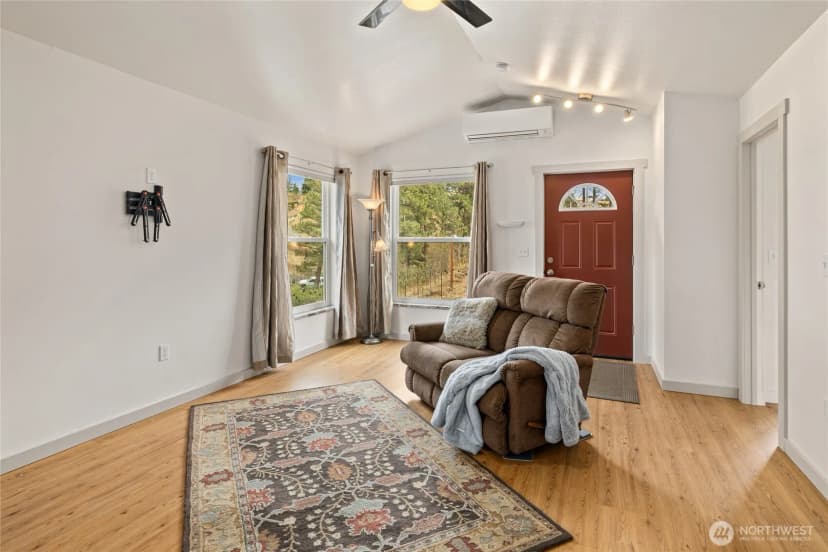 Property photo for 381 Twin Lakes Road, Cle Elum photo 12