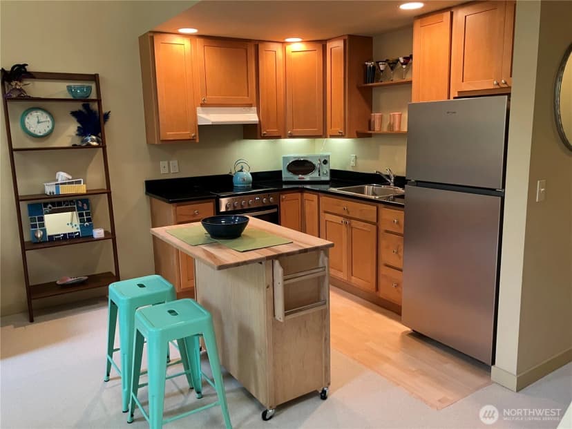 Property photo for 842 Washington Street #210, Port Townsend photo 3