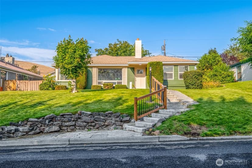 Property photo for 209 Maringo Road, Ephrata photo 2