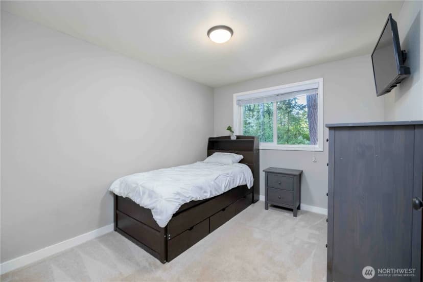 Property photo for 1335 Mcleod Road, Bellingham photo 23