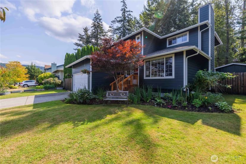 Property photo for 1335 Mcleod Road, Bellingham photo 3