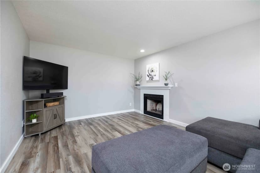 Property photo for 1335 Mcleod Road, Bellingham photo 13