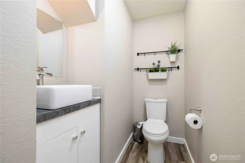 Property photo for 1335 Mcleod Road, Bellingham photo 25