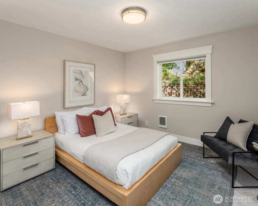 Property photo for 209 32nd Avenue, Seattle photo 23