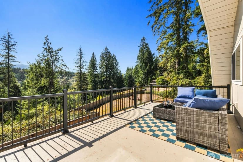 Property photo for 25515 Se Issaquah-fall City Road, Issaquah photo 17