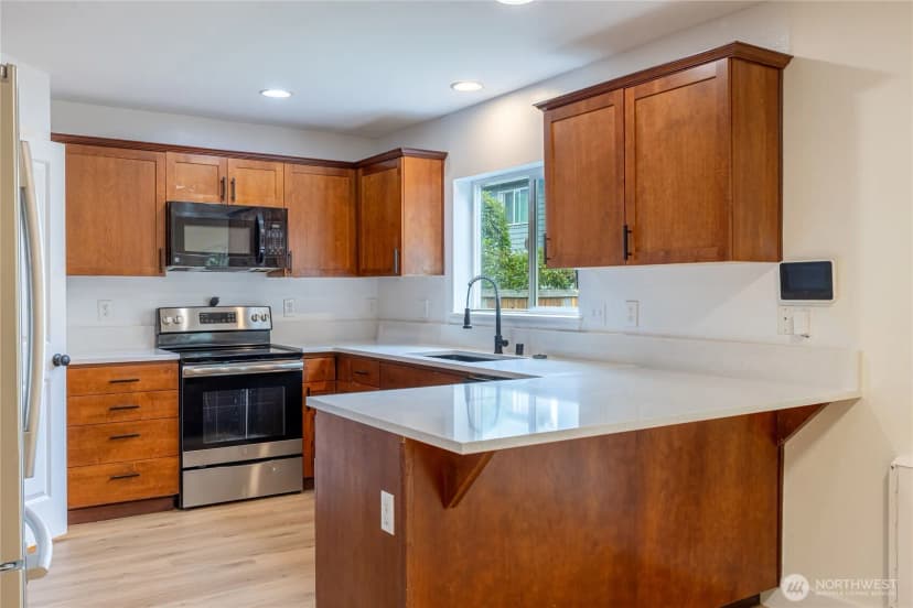 Property photo for 18306 71st Avenue E, Puyallup photo 7
