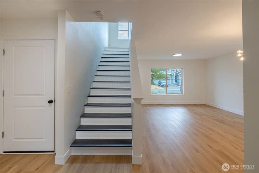 Property photo for 18306 71st Avenue E, Puyallup photo 14