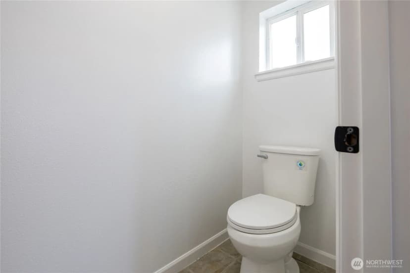 Property photo for 18306 71st Avenue E, Puyallup photo 32