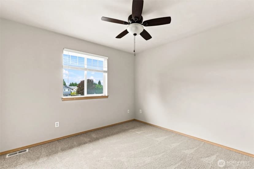 Property photo for 714 144th Street Sw, Lynnwood photo 15