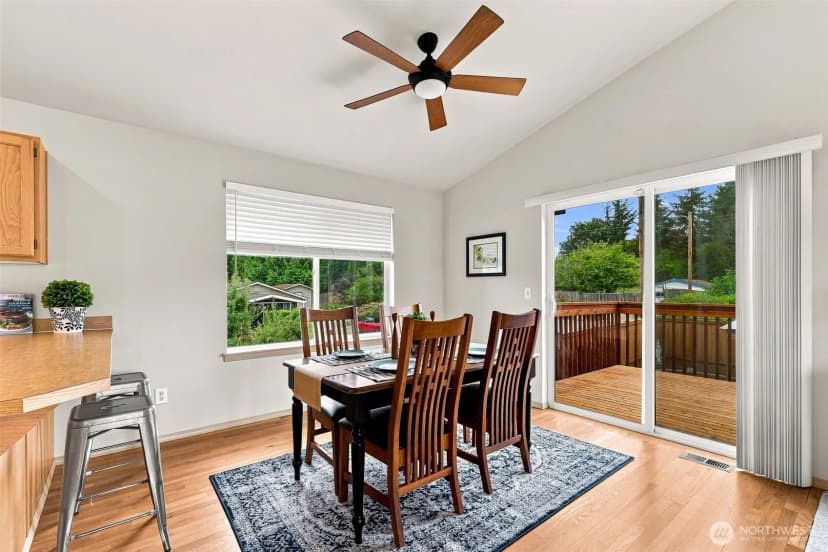 Property photo for 714 144th Street Sw, Lynnwood photo 7