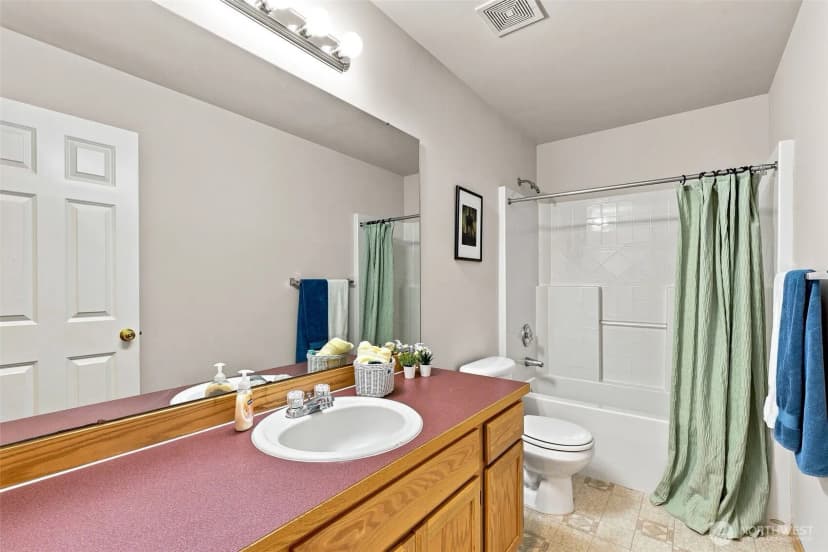 Property photo for 714 144th Street Sw, Lynnwood photo 14